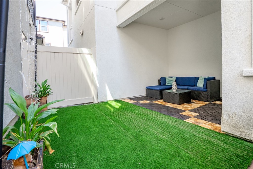 Paisley (PSLY) - Residential