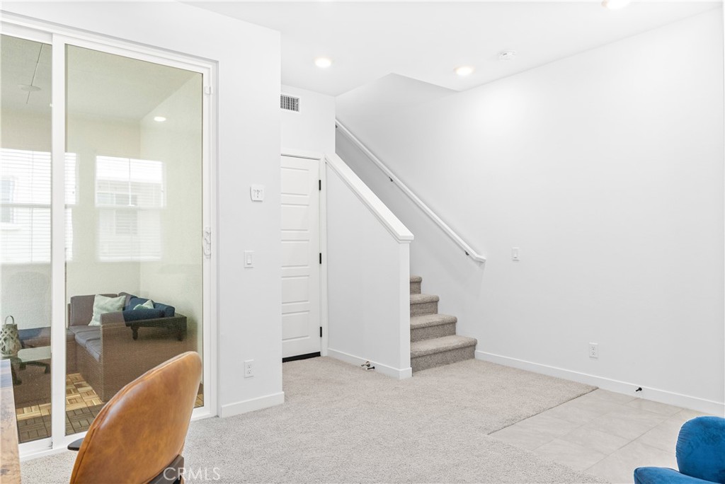 Paisley (PSLY) - Residential