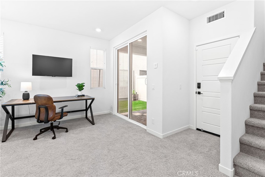 Paisley (PSLY) - Residential