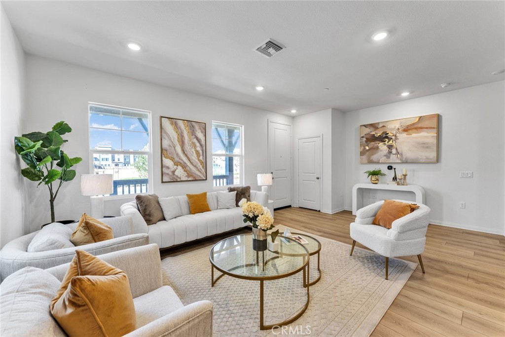 16189 E Preserve Loop