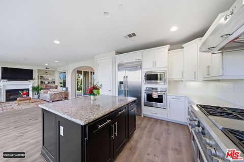 Tiny photo for 5929 Spelthorne Lane, Los Angeles, CA 90034 (MLS # 26648251)