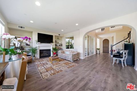 Tiny photo for 5929 Spelthorne Lane, Los Angeles, CA 90034 (MLS # 26648251)