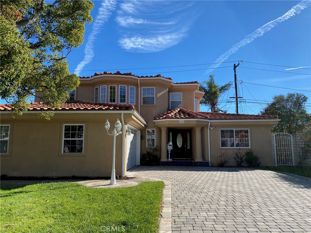 A gorgeous and spacious Two story house has an inspiring panoramic city and mountain views. The property has 4 bedrooms, 3.5 bathrooms, and a gourmet Kitchen with granite countertops and Viking stove. On the main floor is an elegant foyer and chandelier, the spacious Living room has the same fantastic view, a separate dining area, and an entertainment/theater room. Upstairs the master suite has a seating area with fireplace, walk-in closet, large bathroom, and balcony with a wonderful view. The located in South Torrance, near Christmas light area, and close to beach, shopping, restaurants, and schools.