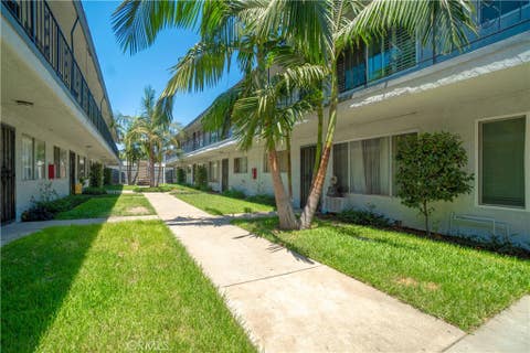 Photo of 2890 E Artesia BLVD #60, Long Beach, CA 90805 (MLS # DW26168637)