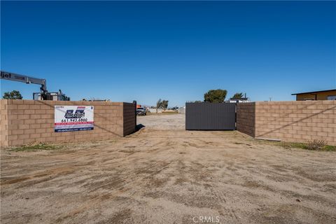 Photo of 0 Columbia Way Vic 5th St E, Lancaster, CA 93535 (MLS # SR26015691)