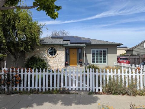 Photo of 640 Park Street, Salinas, CA 93901 (MLS # ML82044693)