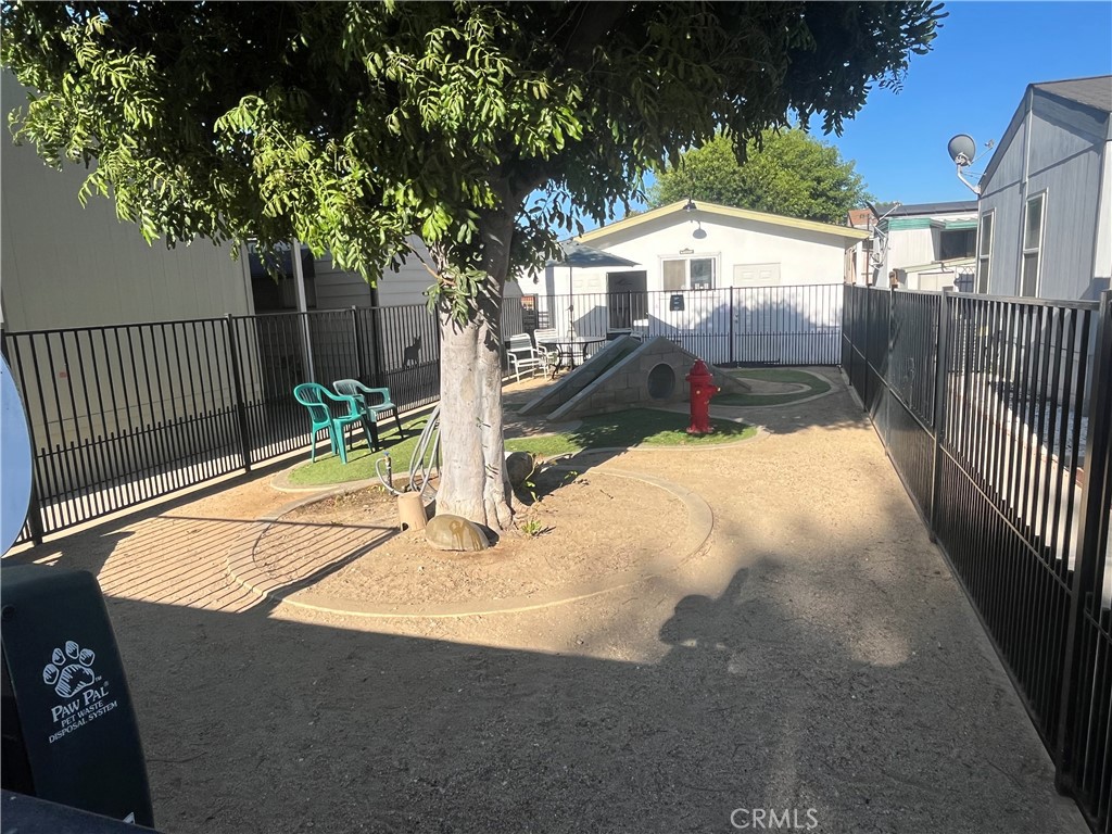 8600 Contreras Street 27