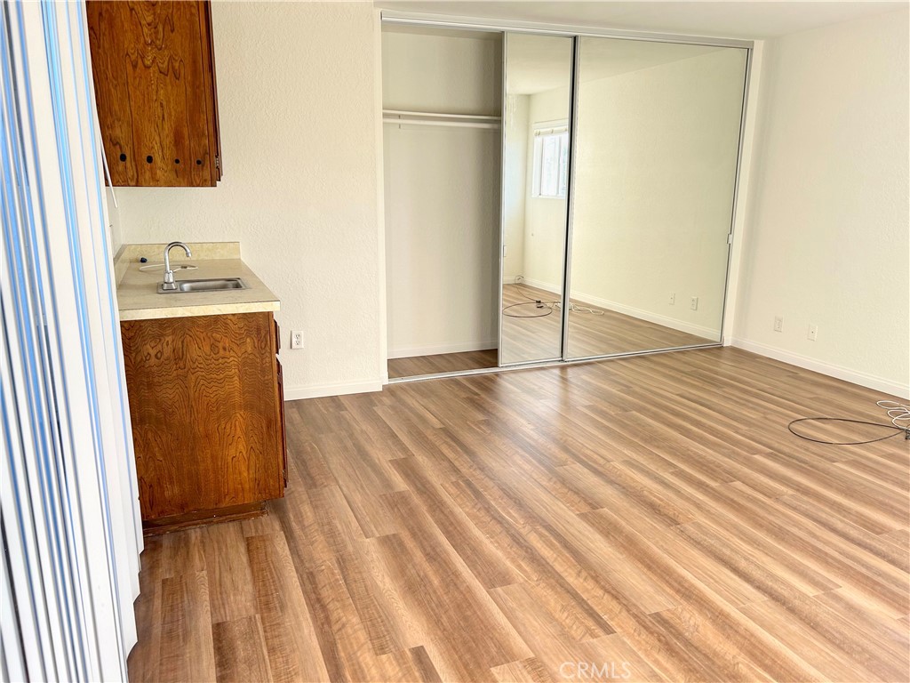 CUSTOM - Residential Lease