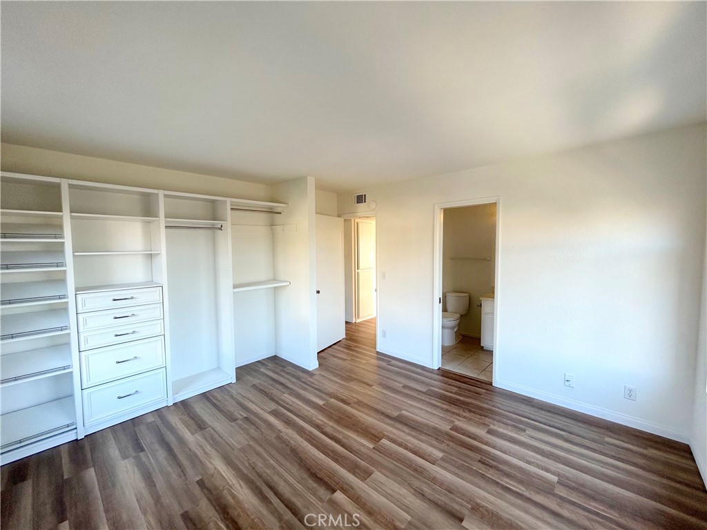 CUSTOM - Residential Lease