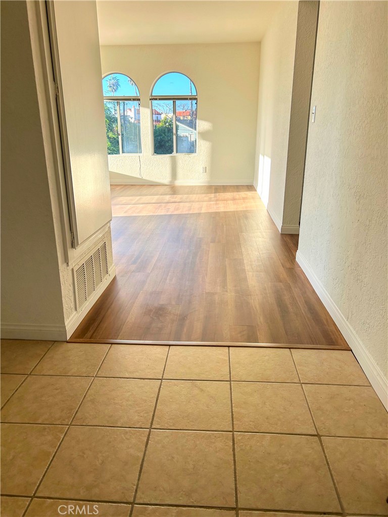 CUSTOM - Residential Lease