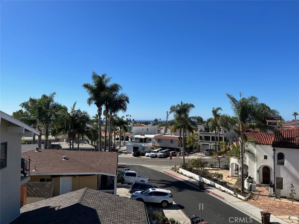 CUSTOM - Residential Lease