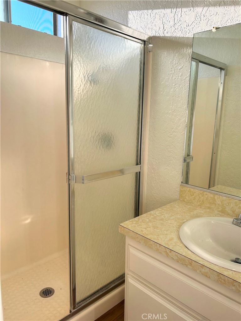 CUSTOM - Residential Lease