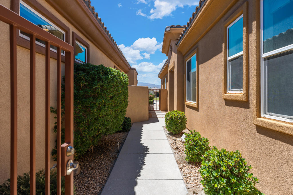 Desert Princess - Residential