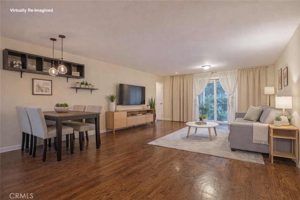 & 8521 Lindley Avenue