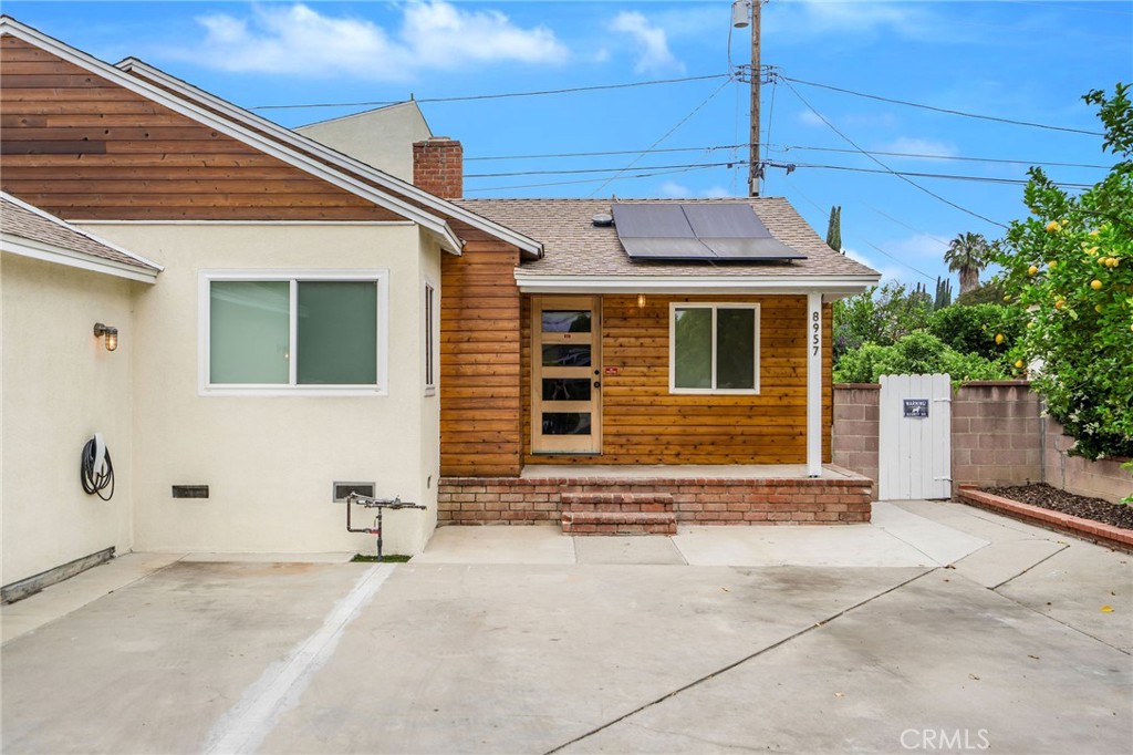 8957 Amigo Avenue