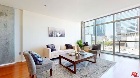 Photo of 1155 S Grand Avenue #516, Los Angeles, CA 90015 (MLS # 26684007)