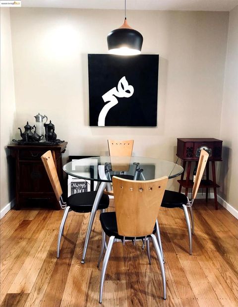 986 Kains Ave Albany CA 94705