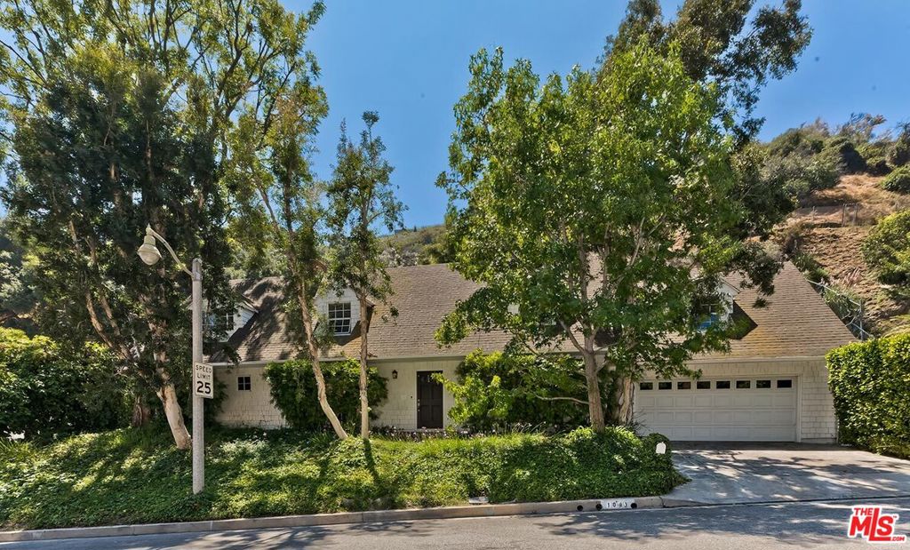 1041 Chantilly Road
