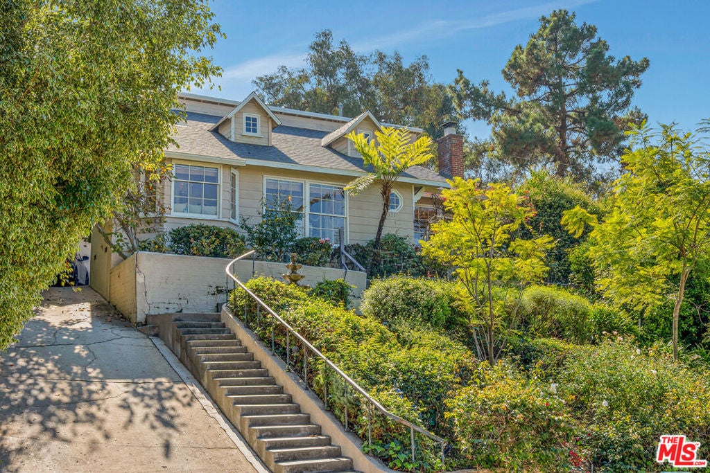 3331 Bennett Drive