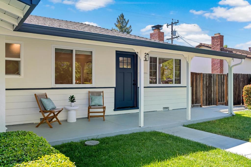 2667 Sutro Drive
