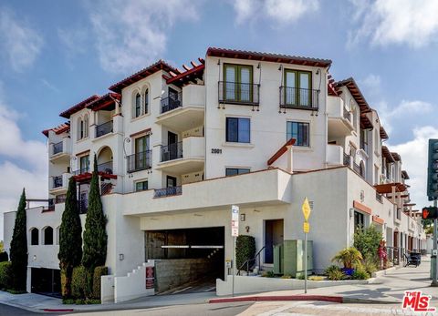 Photo of 2001 Artesia Boulevard #208, Redondo Beach, CA 90278 (MLS # 26731093)