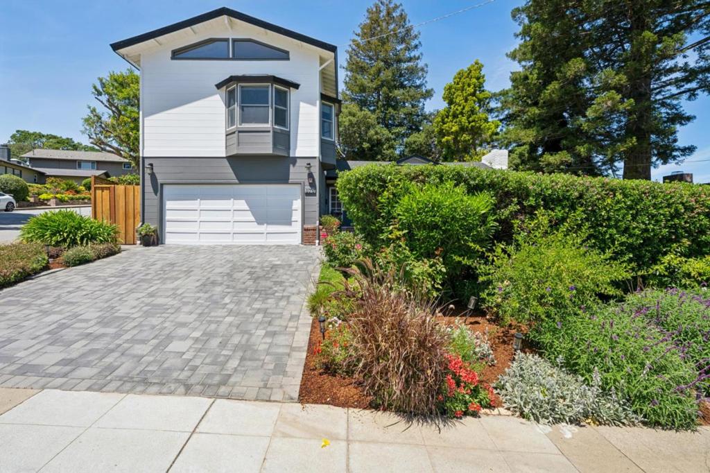 678 Barneson Avenue