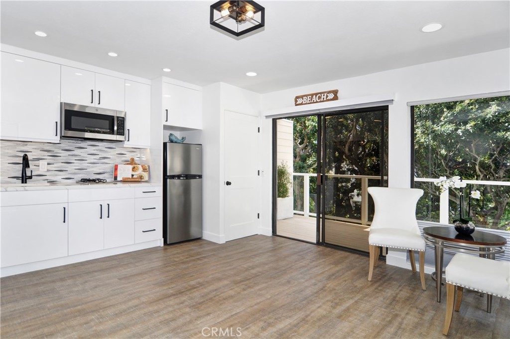 Corona del Mar South of PCH (CDMS) - Residential Lease