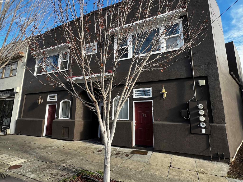 MAJOR PRICE REDUCTION: $1,029,000 (WAS $1,165,000)! Updated, income-producing 4-plex in Oakland’s desirable Maxwell Park! Property includes two 2BD/1BA flats upstairs and two 1BD/1BA units downstairs. Current monthly income is $6,785 ($81,420 annually) with an estimated 6.26% cap rate based on actual seller expenses. All units have updated kitchens, dual-pane windows, laminate flooring, and off-street parking. Two units include in-unit laundry. Major system upgrades: newer roof, updated plumbing and electrical. Tenants pay PG&E; owner pays water and garbage. Strong cash flow and low-maintenance setup make this ideal for investors or owner-occupants. Prime location near Mills College and MacArthur Blvd with easy access to 580 & 880. Please do not disturb tenants.