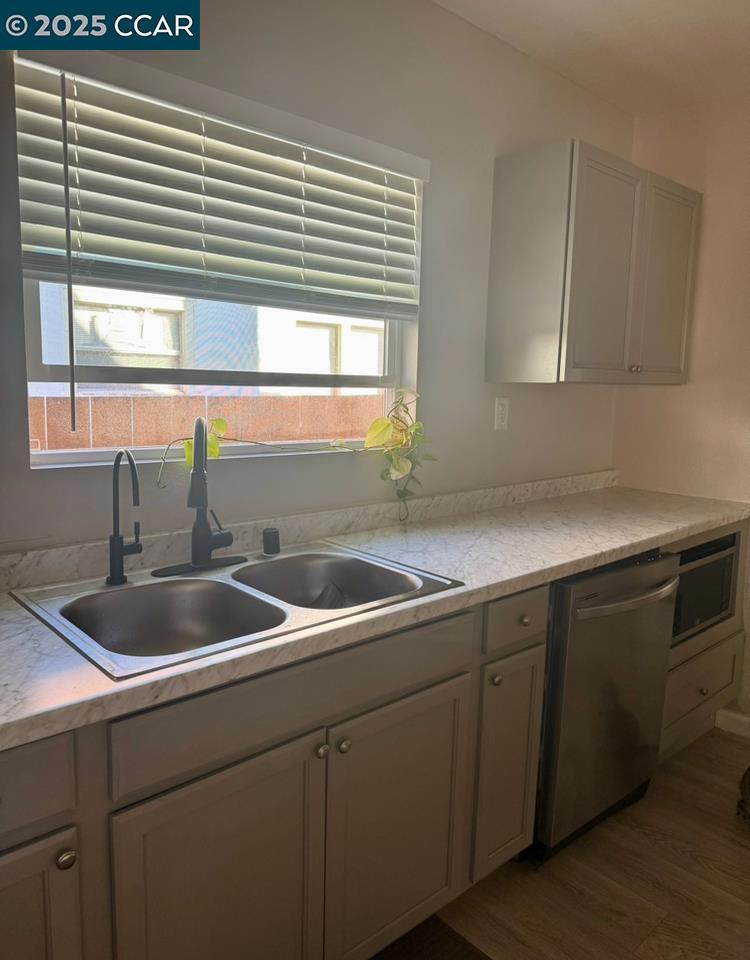 ALHAMBRA  VALLEY - Residential