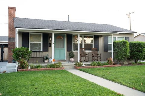 Photo of 5540 E Keynote Street, Long Beach, CA 90808 (MLS # PV25227229)