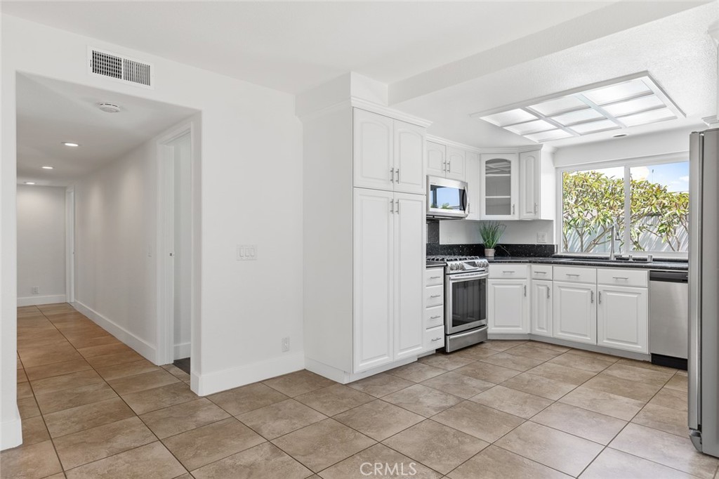5821 Gloucester