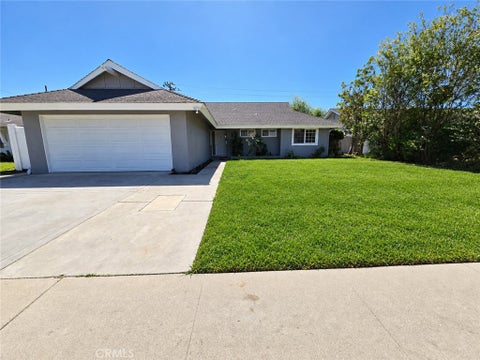 Photo of 10142 Forrestal DR, Huntington Beach, CA 92646 (MLS # OC26212252)