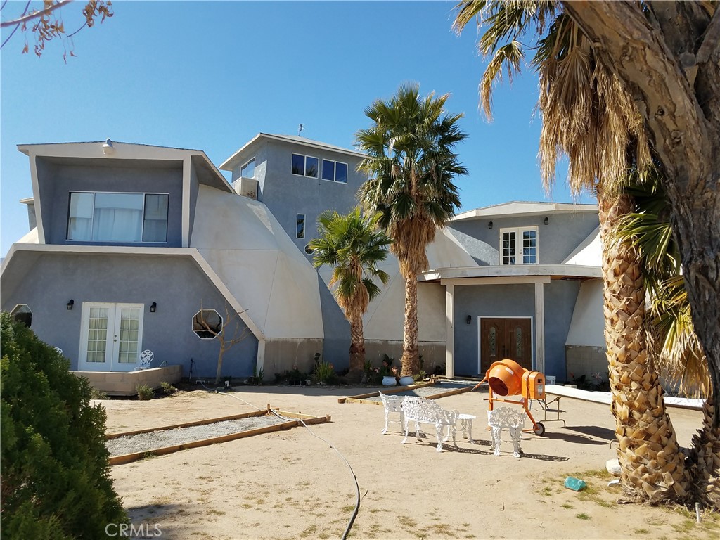 45985 Cottonwood Road