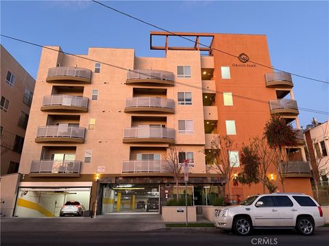 Photo of 2311 W 10th St St #404, Los Angeles, CA 90006 (MLS # PW26020940)