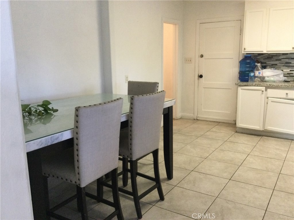 332 W 11th