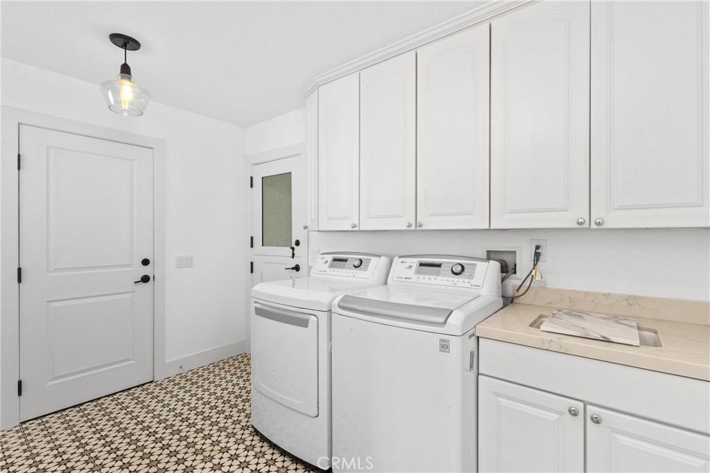 Town & Country (MIST) - Residential Lease