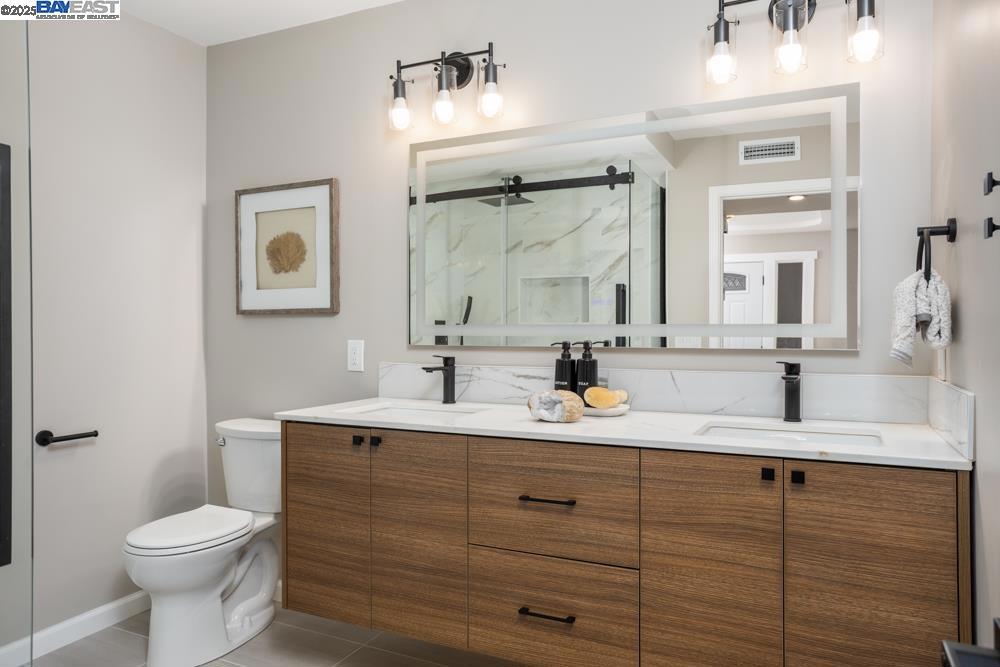 ROSSMOOR - Residential