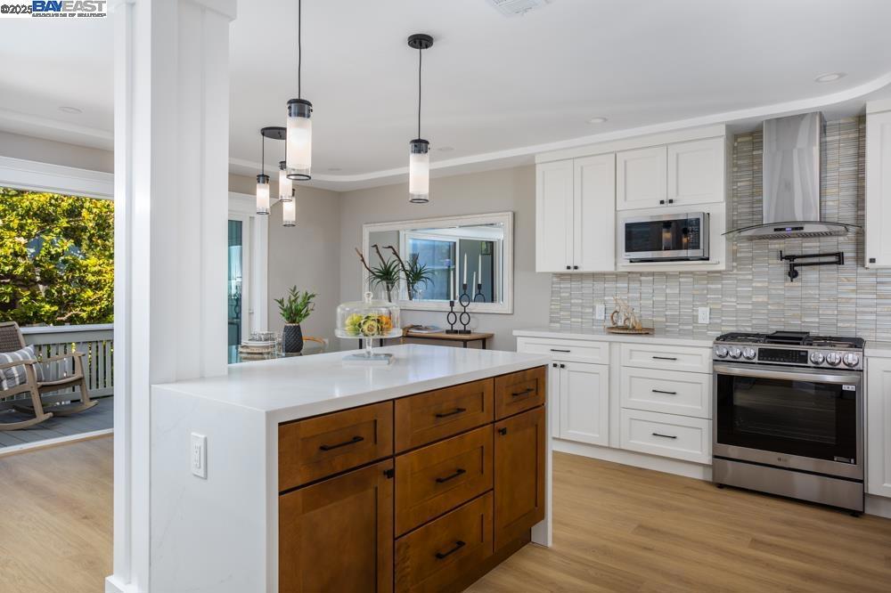 ROSSMOOR - Residential