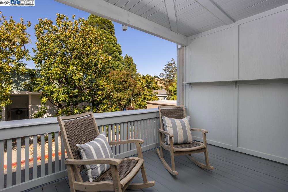 ROSSMOOR - Residential