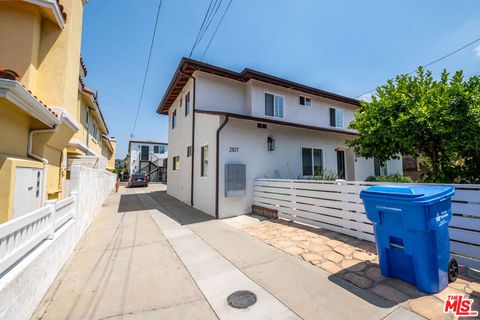 Photo of 2107 Pullman Lane #G, Redondo Beach, CA 90278 (MLS # 26839323)