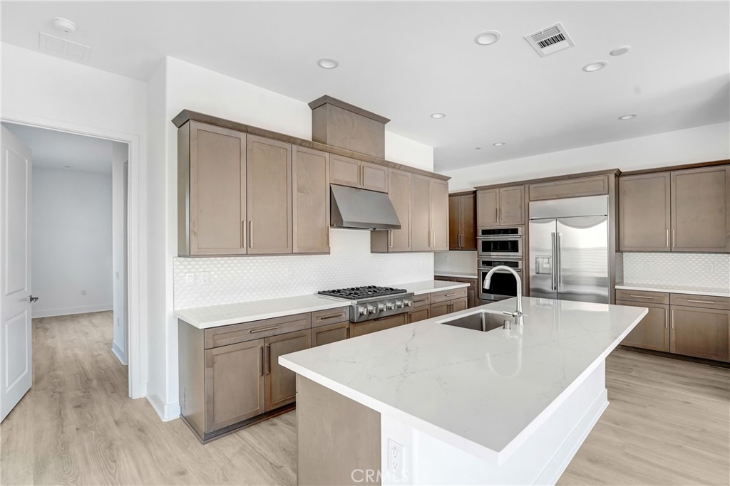 27422 Creekwood Lane