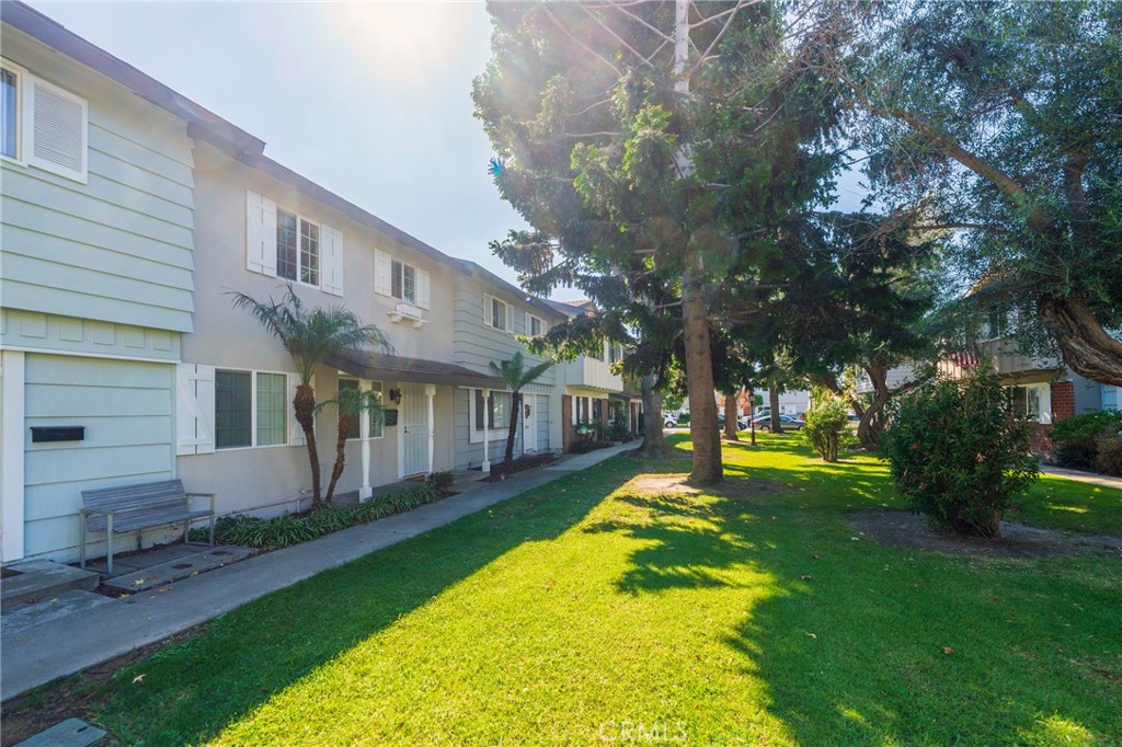 Village Townhomes (VGTH) - Residential
