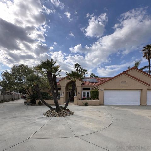 Photo of 8914 Summerhill Pt Pt, Alpine, CA 91901 (MLS # 260007240SD)