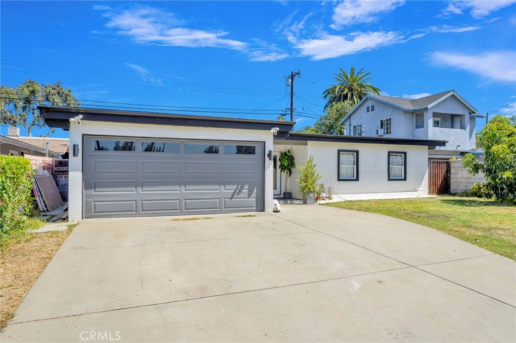 923 Hallwood Avenue