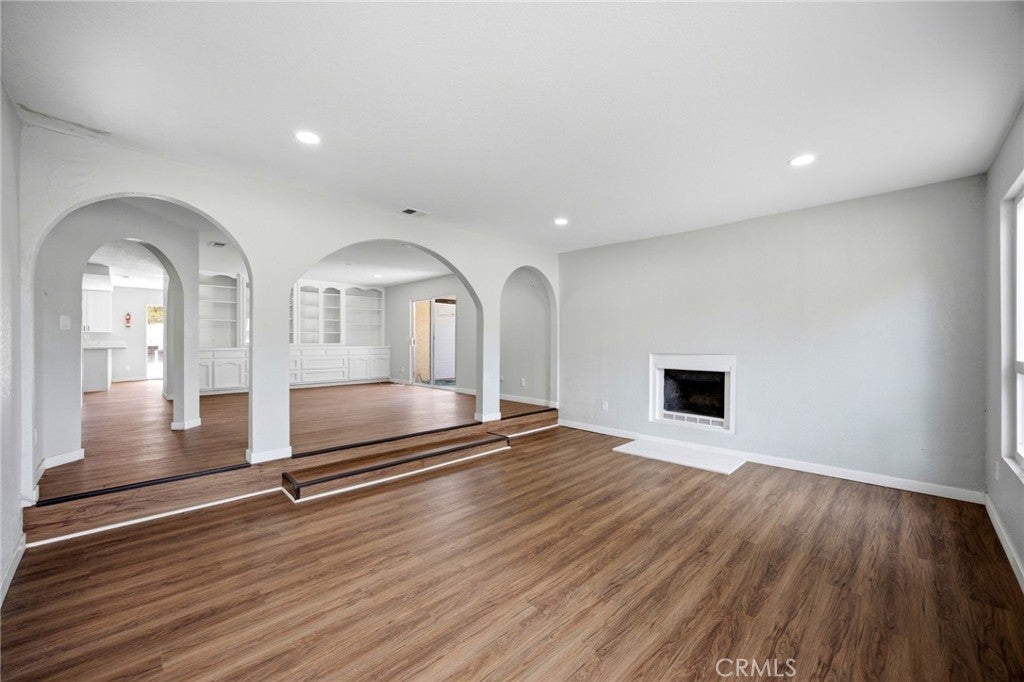 3110 Stoney Oak