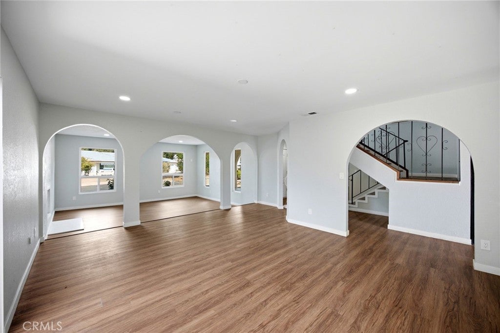 3110 Stoney Oak