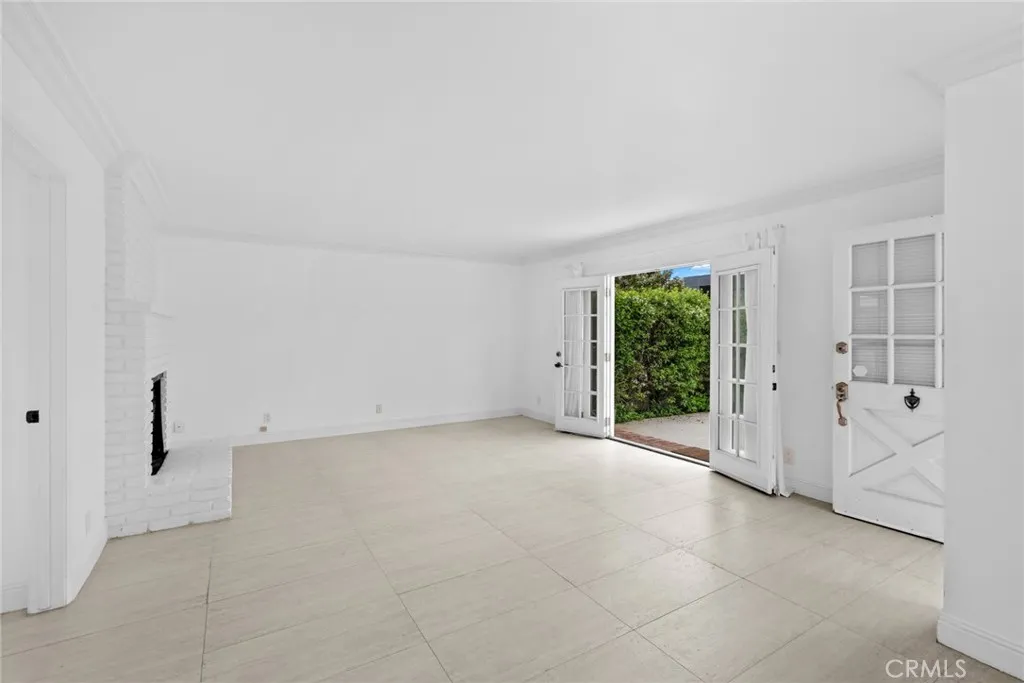 Corona Del Mar, California 92625, United States, 3 Bedrooms Bedrooms, ,3 BathroomsBathrooms,Residential,Active,196610