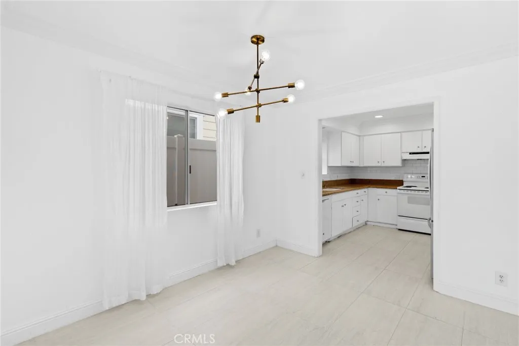 Corona Del Mar, California 92625, United States, 3 Bedrooms Bedrooms, ,3 BathroomsBathrooms,Residential,Active,196610