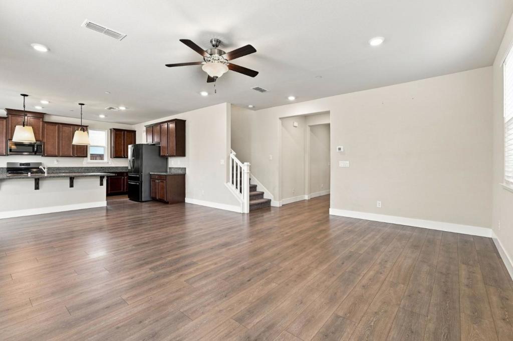 Properties 3 10068 Carinata Drive