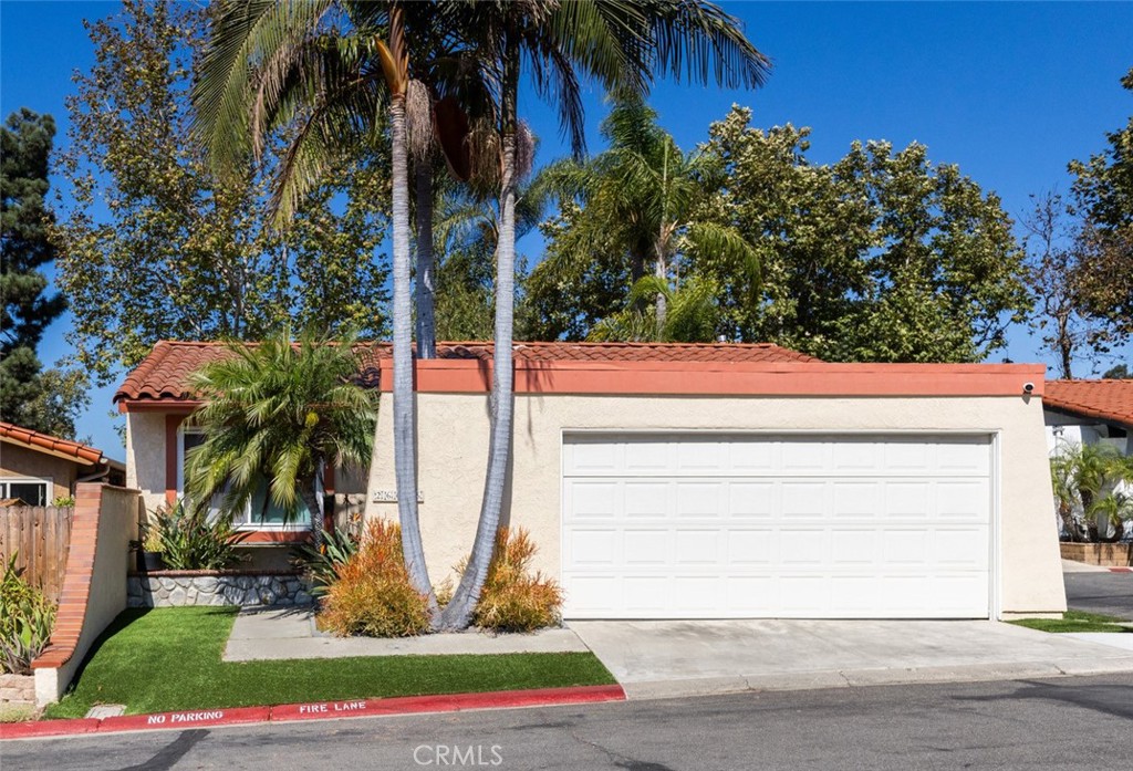 26645 Paseo Ensenada
